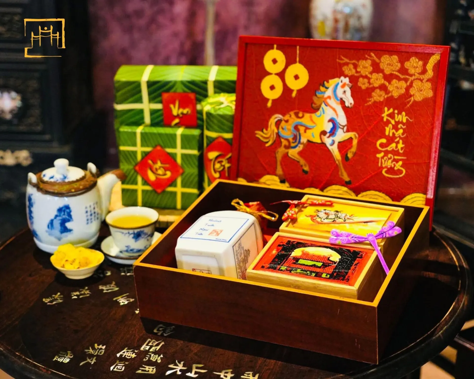 HAPPY LUNAR NEW YEAR OF HORSE