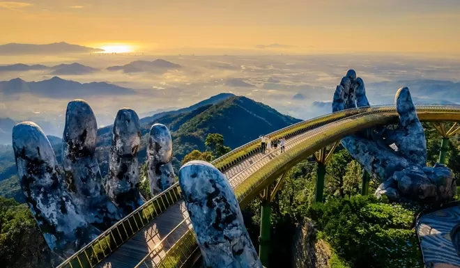 Tour In Central Vietnam – Danang – Hoi An – Hue