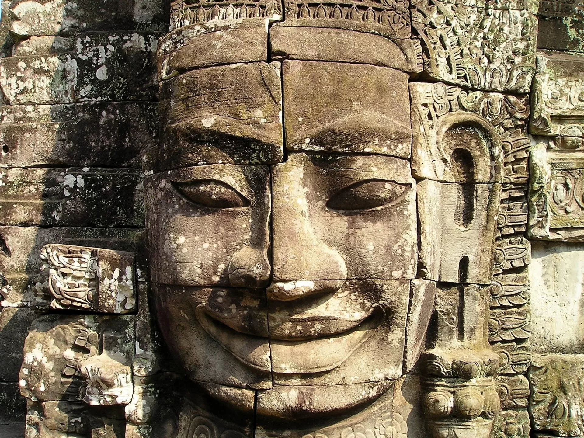 Tri City Tour Ho Chi Minh – Cambodia – Thailand 7 Days 6 Nights