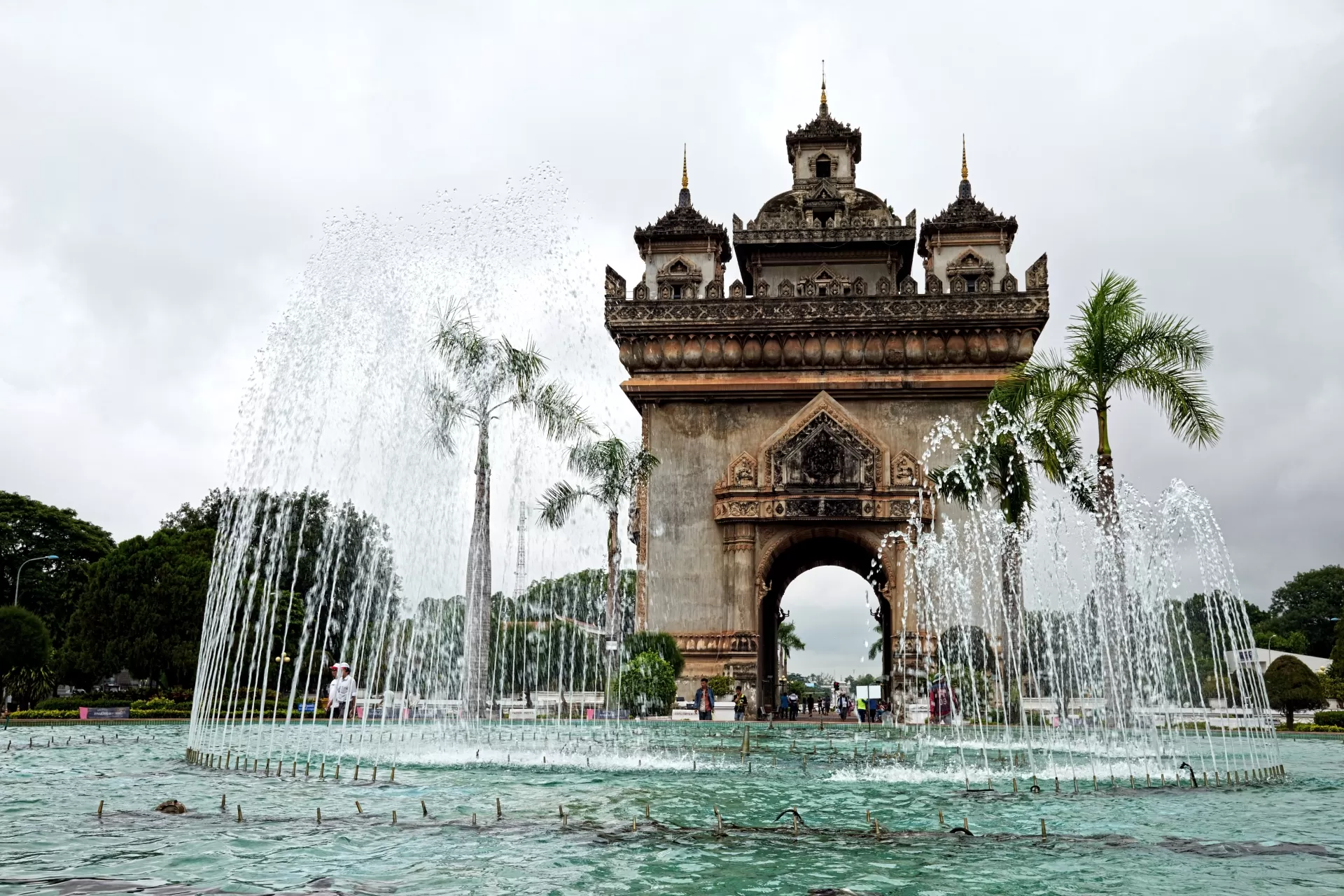 05 Days (Vientian – Luang Prabang)